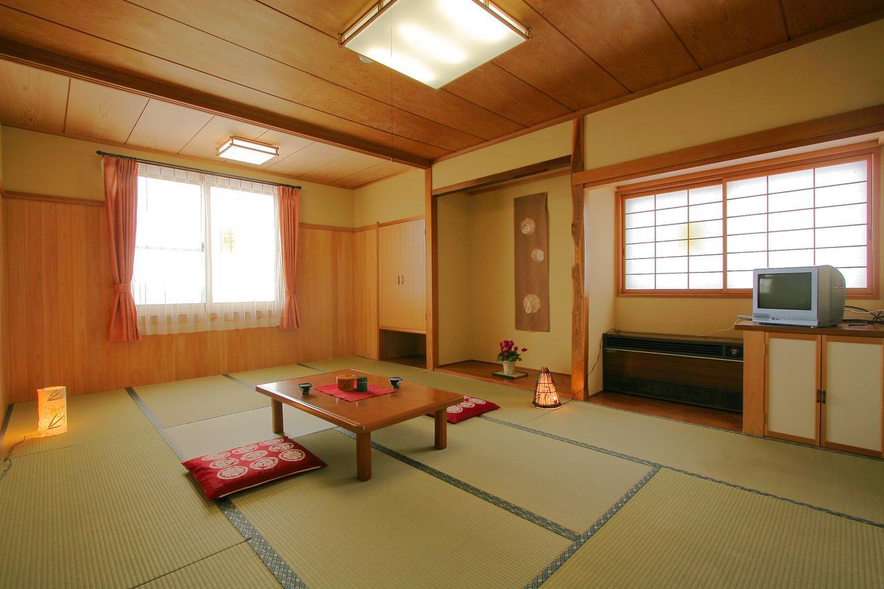 Hotel Araragi Yamanouchi (Nagano) Exterior photo